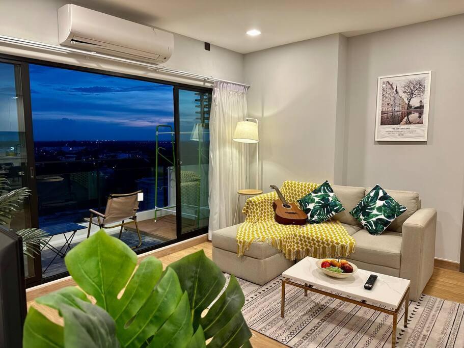 צ'יאנג מאי Astra Sky River High Floor,3 Bedrooms 97㎡ 山景房带浴缸 מראה חיצוני תמונה