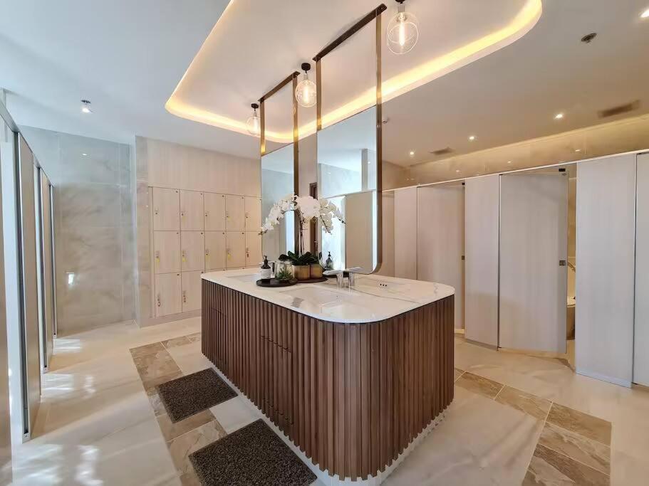 צ'יאנג מאי Astra Sky River High Floor,3 Bedrooms 97㎡ 山景房带浴缸 מראה חיצוני תמונה